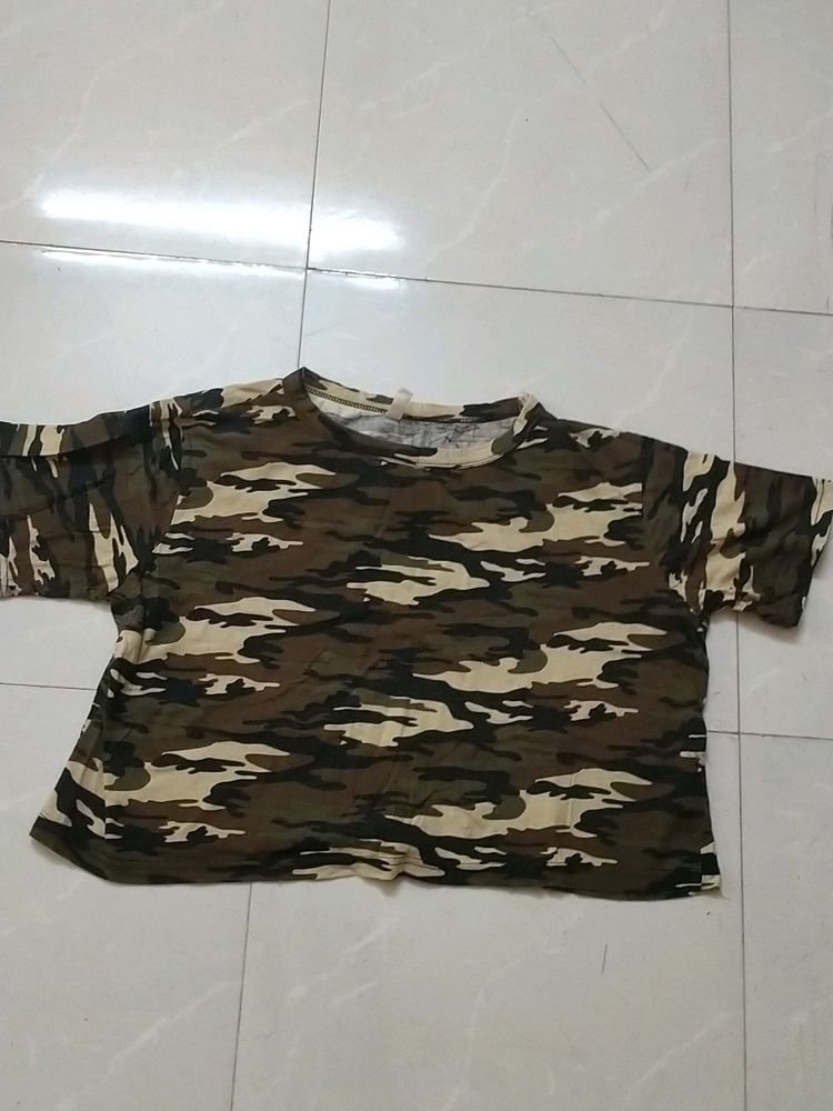 Fry size Crop Top