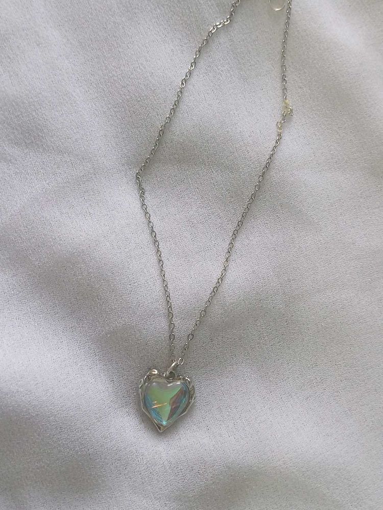 Iridescent Heart Pendant Necklace
