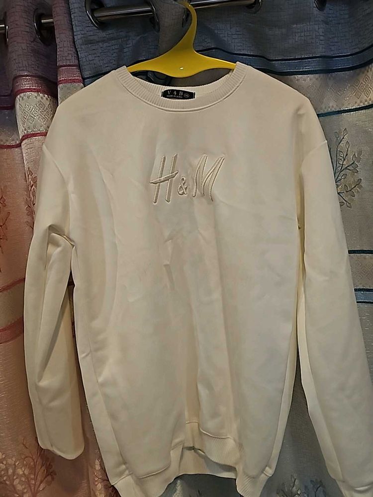 H&amp;M White T-shirt