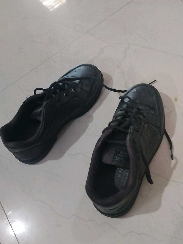Black Shoes
