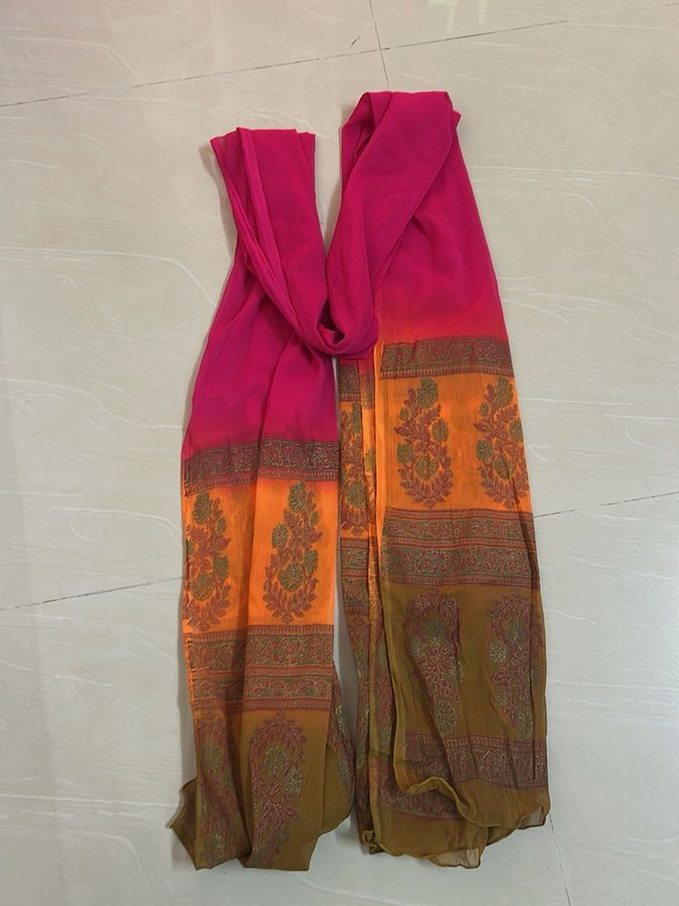 Elegant Pink Printed Dupatta