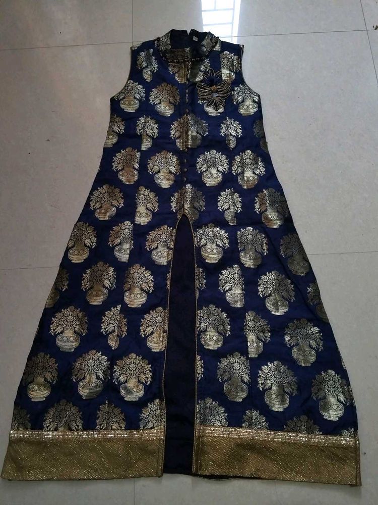 Elegant Blue &amp; Gold Maxi Dress