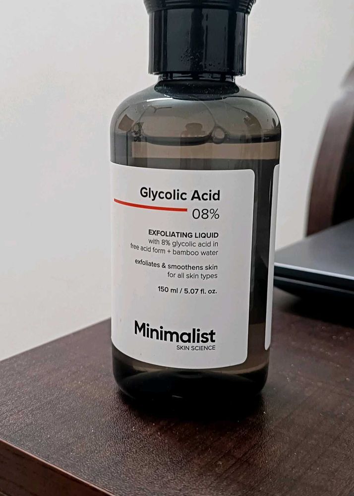 Minimalist Glycolic Acid 08% Exfoliating Liquid