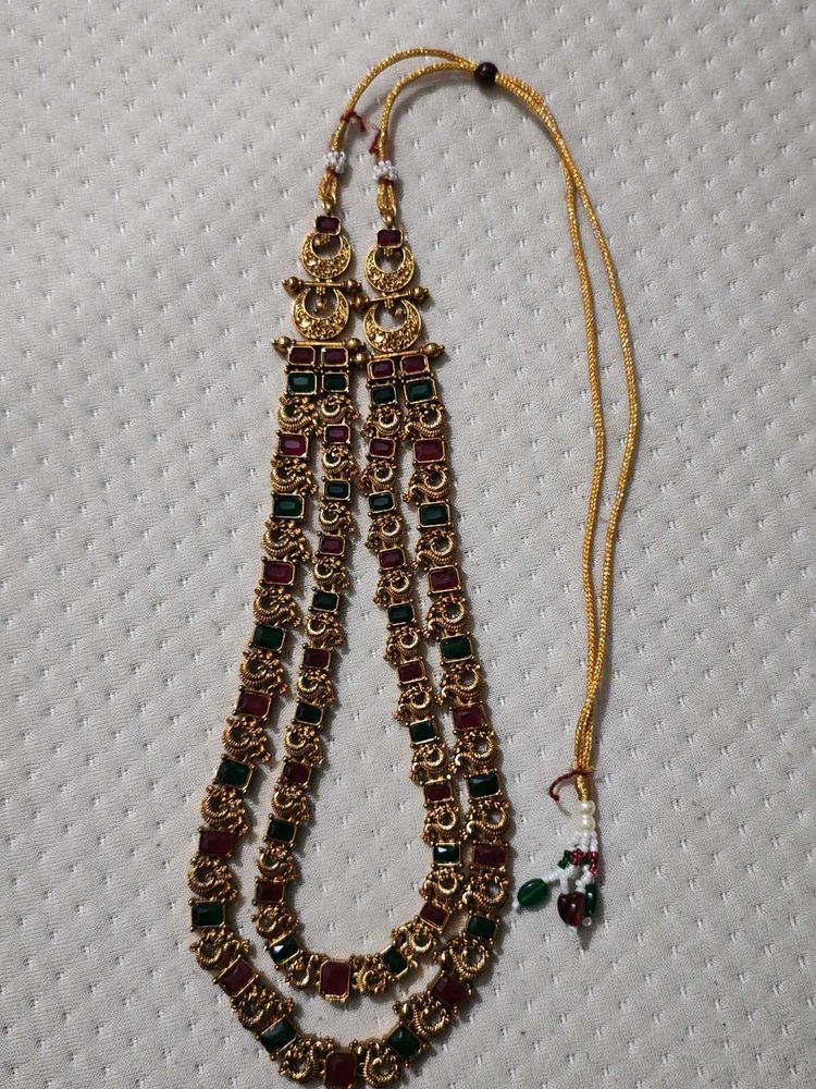 Elegant Necklace Set