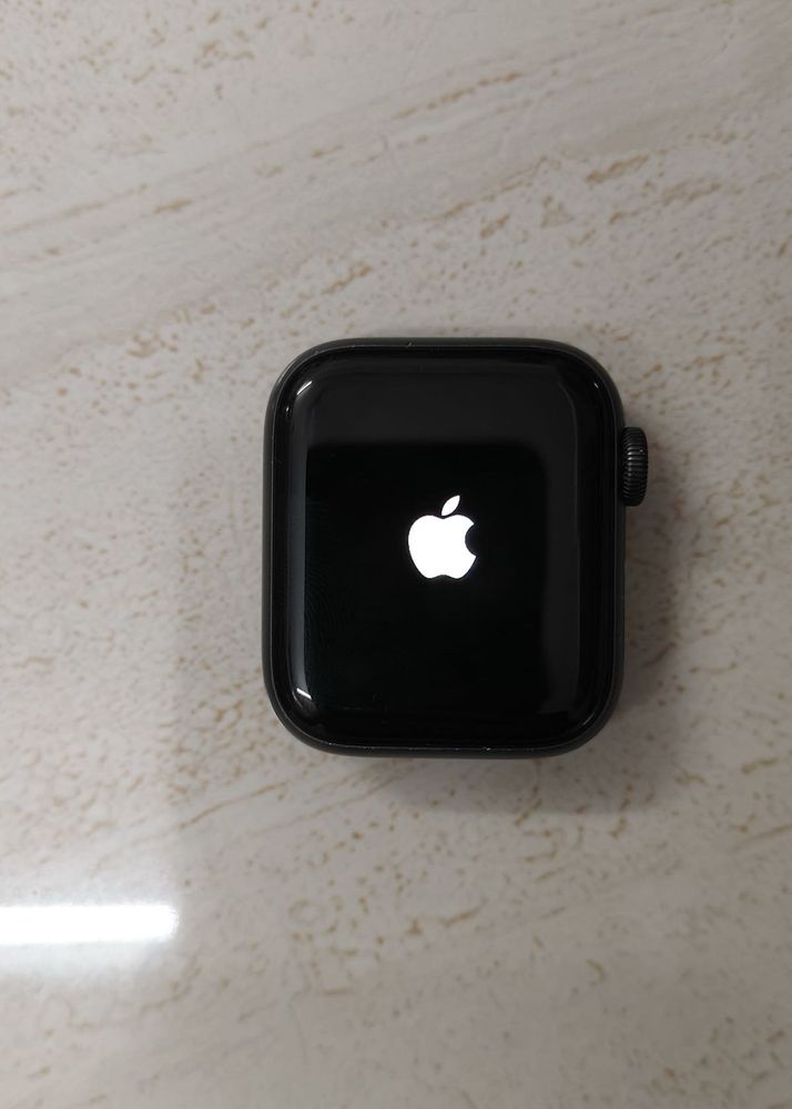 Apple Watch SE