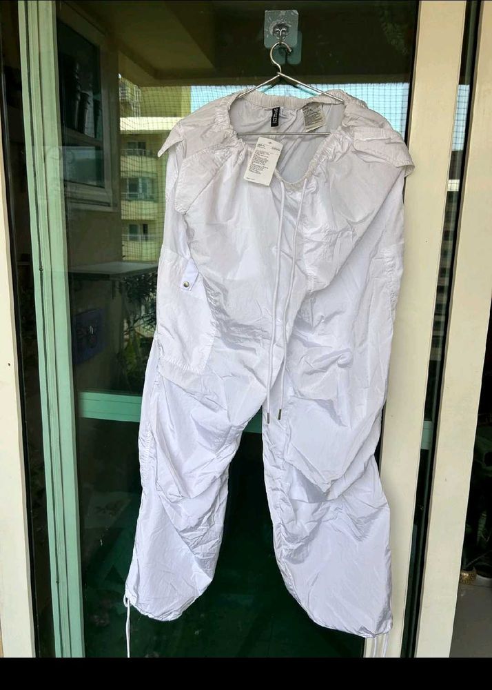 H&amp;M White Cargo Pants