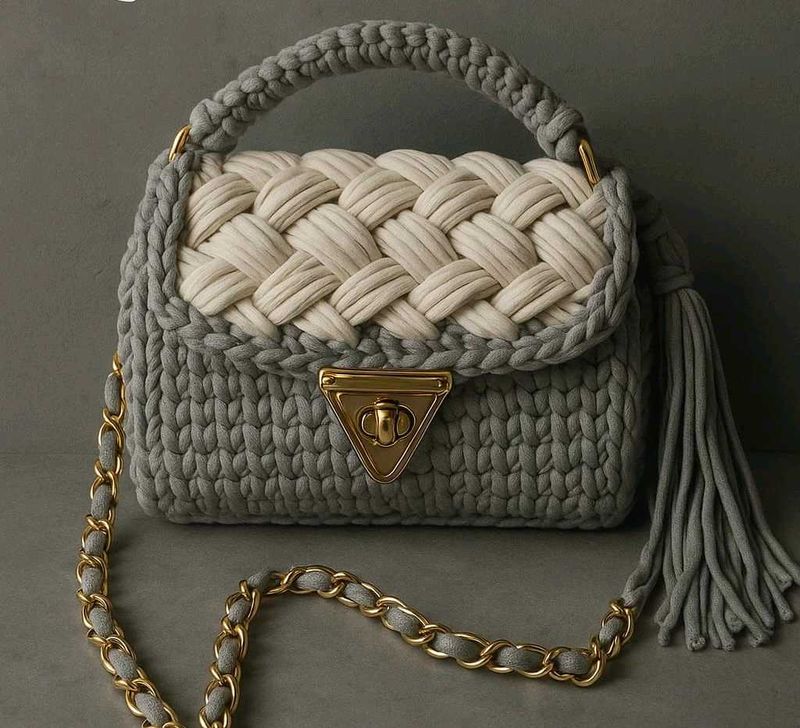 Stylist Handcrafted Crochet Bag