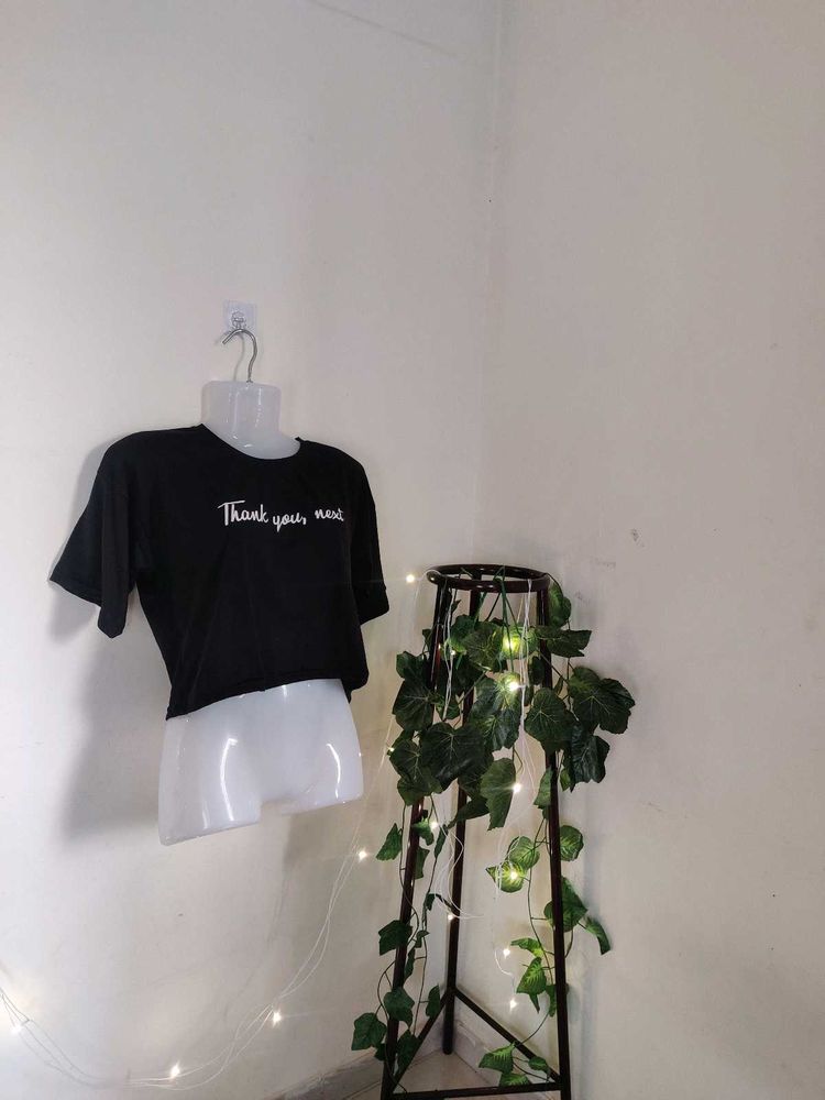 Black Cute Graphic Tee