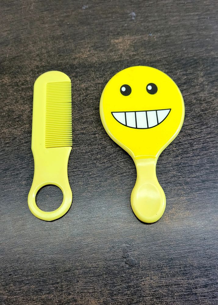 Smiley Face Comb &amp; Mirror Set