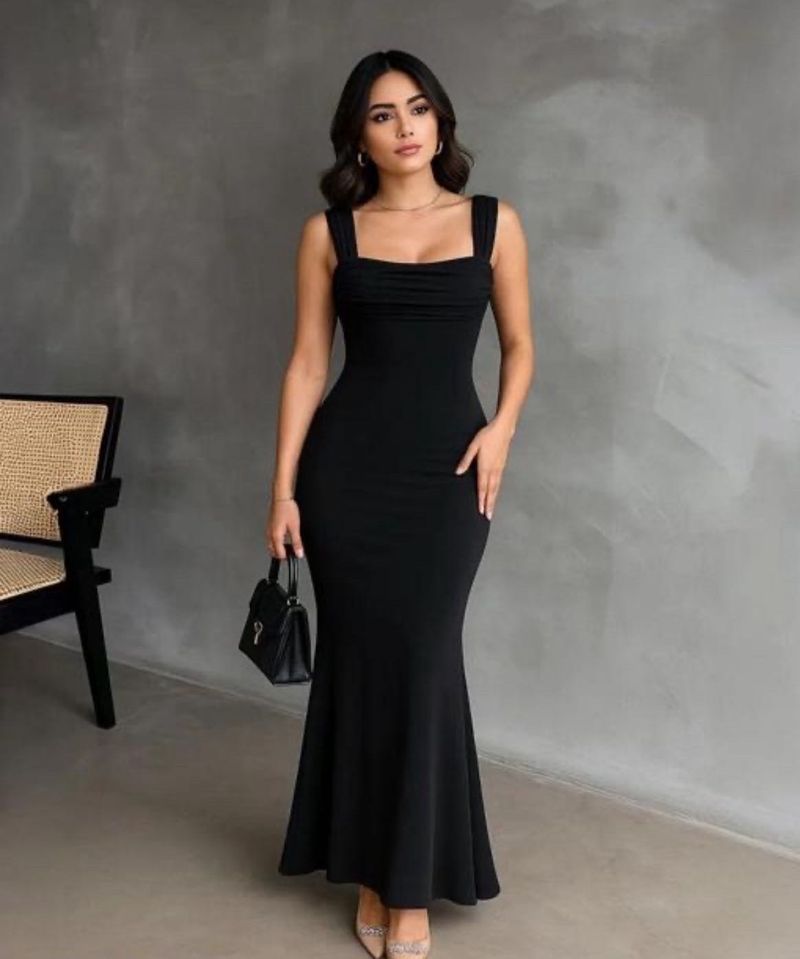 Elegant Black Bodycon Dress