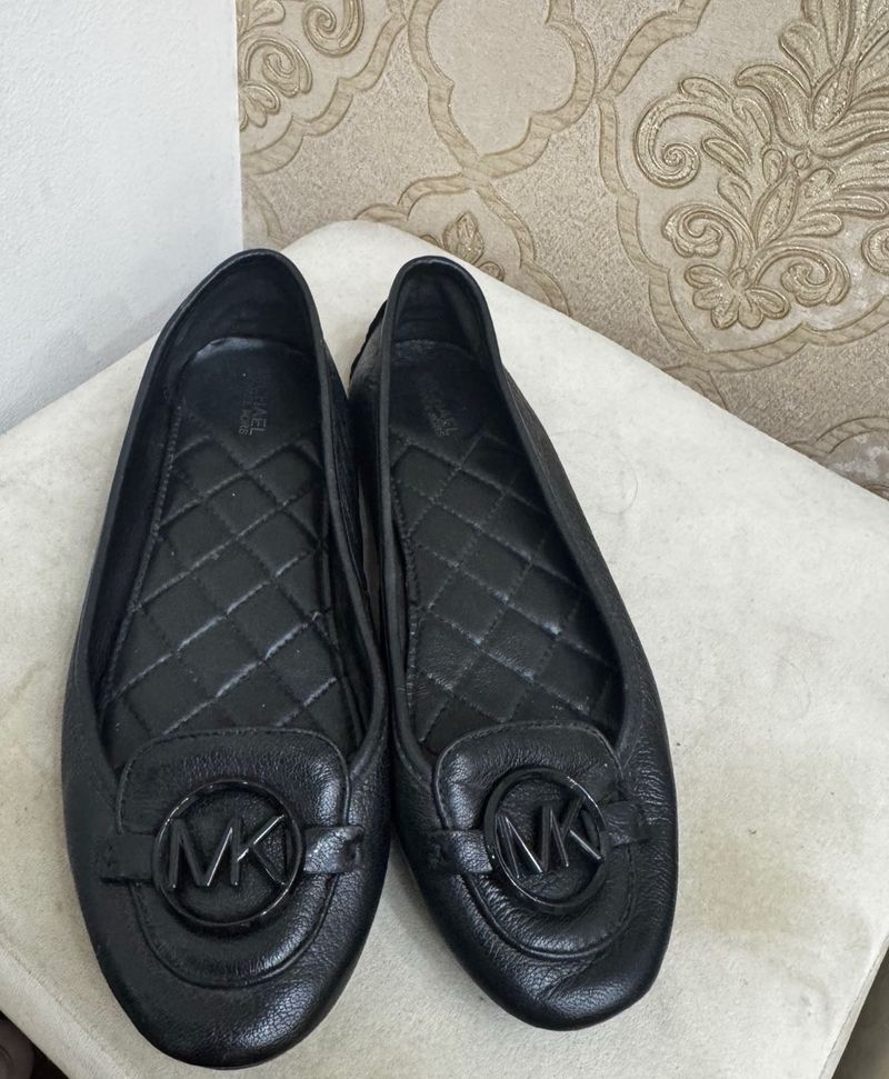 Michael Kors Black Ballet Flats