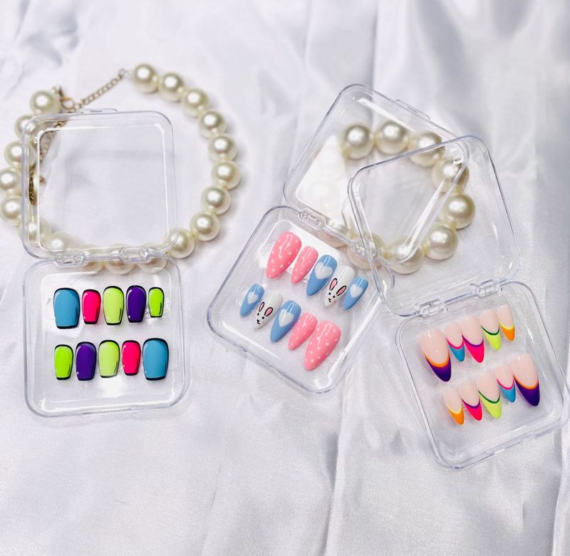 Press-On Nail Set