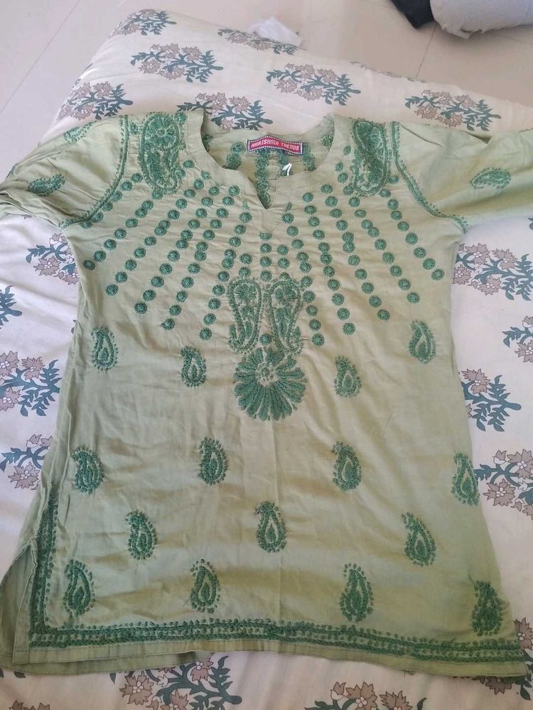 Green Embroidered Kurta