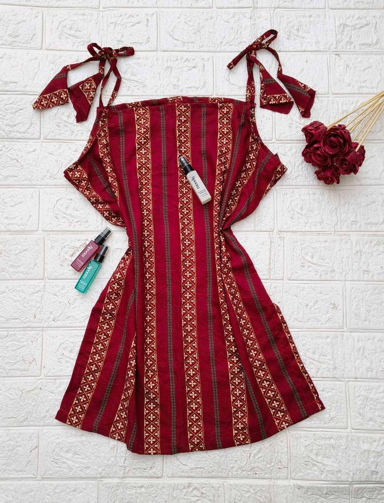 Strapped Short Kurti 🎀