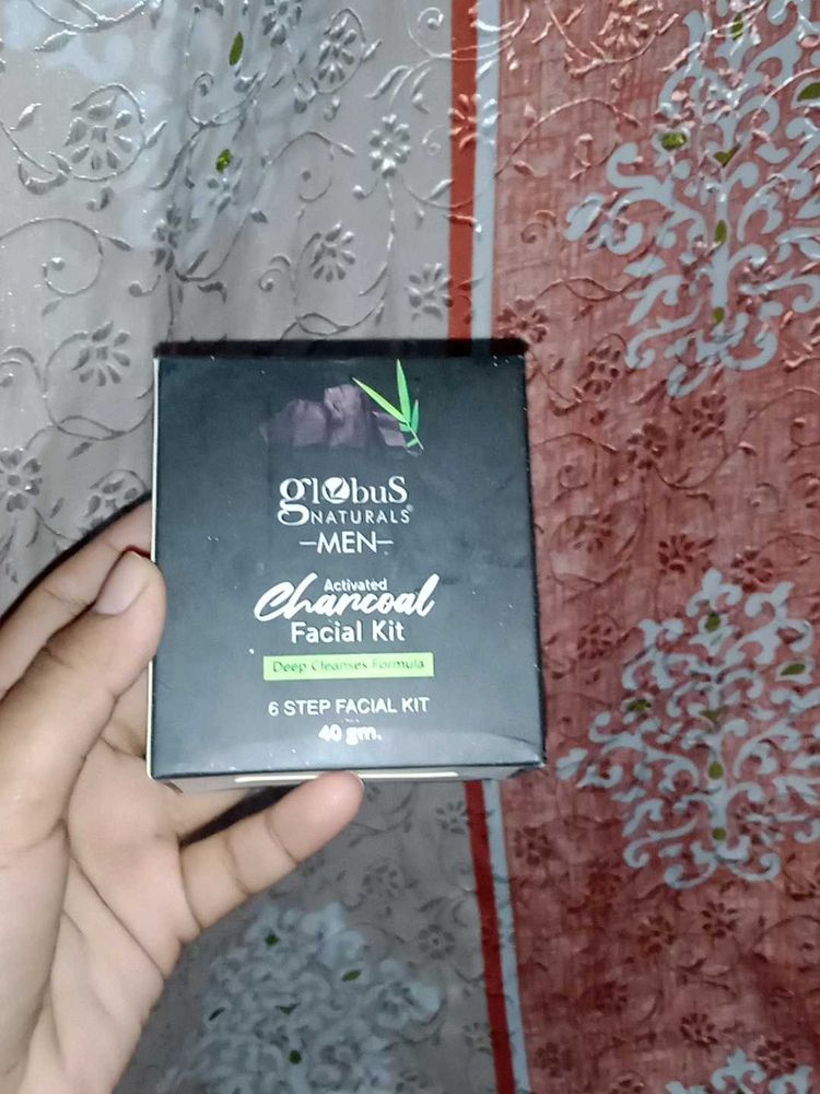Globus Naturals Men Charcoal Facial Kit