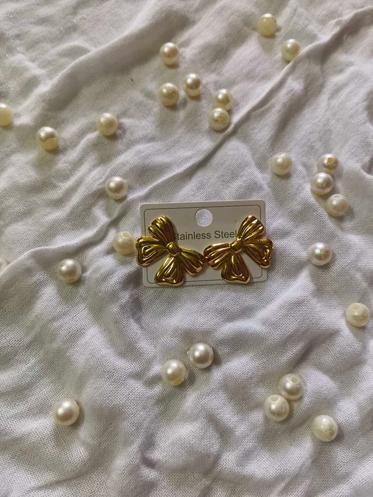 Golden Bow Earrings