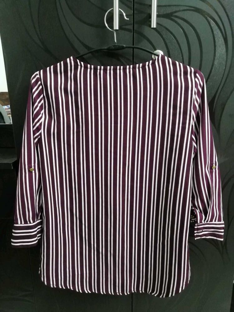 Elegant Maroon &amp; White Vertical Striped V-Neck Top