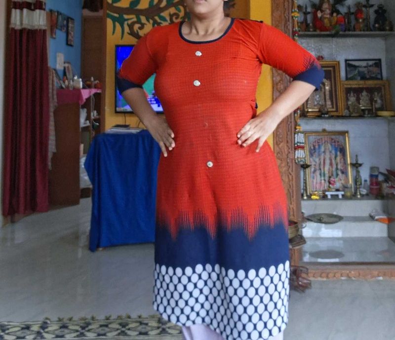 Red &amp; Blue Printed Kurta