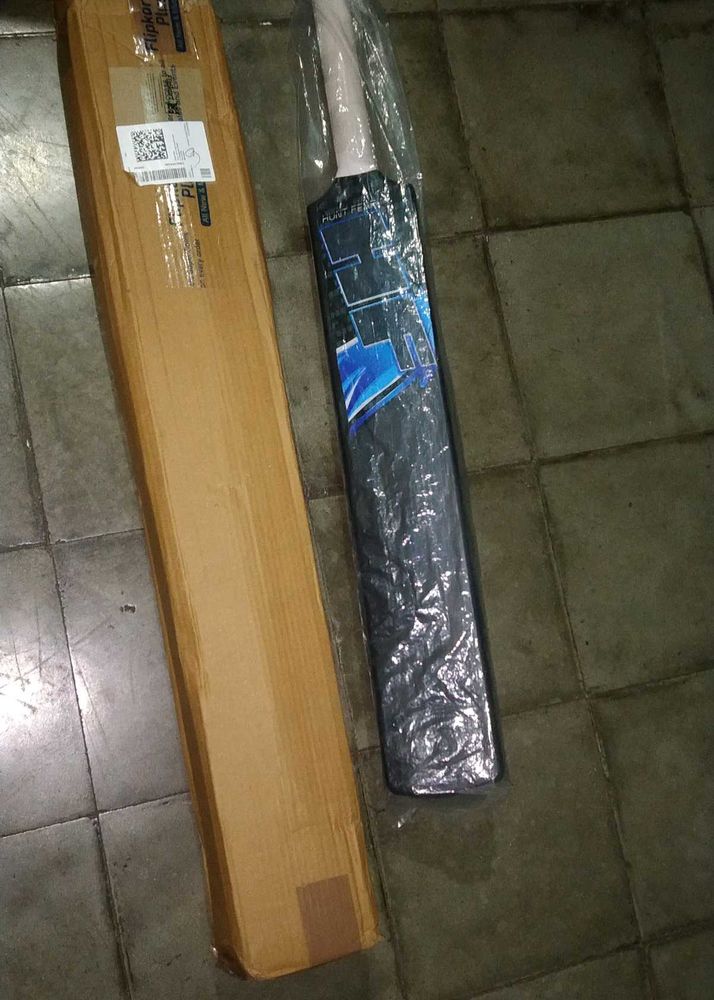 Cricket Hard Plastic Fiber Bat HF 15 Years Boys