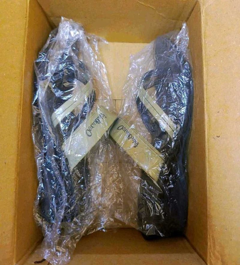 38 Or Uk7 Size Slipper