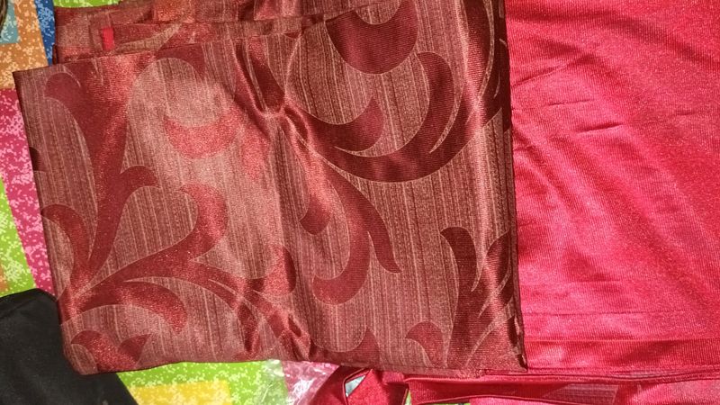 To pair curtain (Parda)