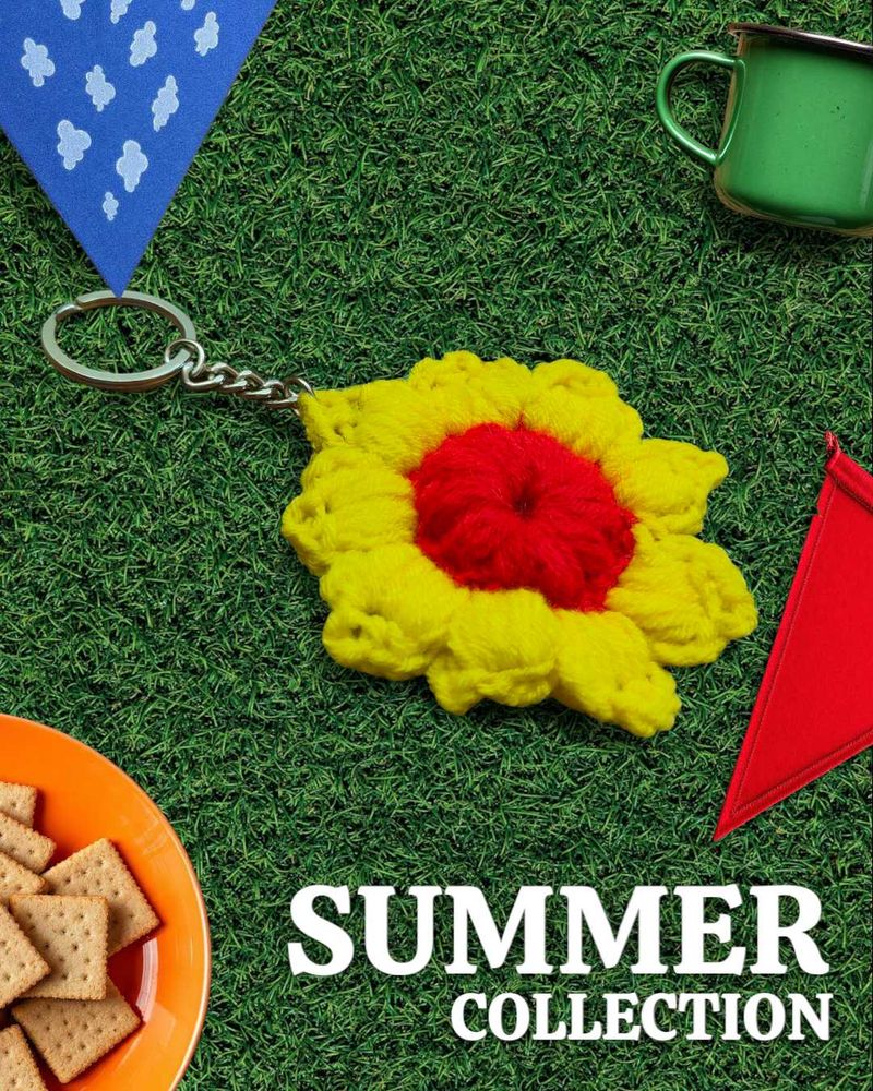 Crochet Sunflower Keychain - Summer Vibes!