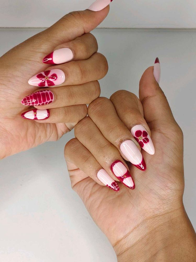 Stylish Press-On Nail Set