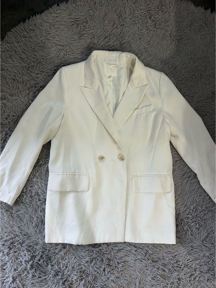 h&amp;m White oversized  Blazer