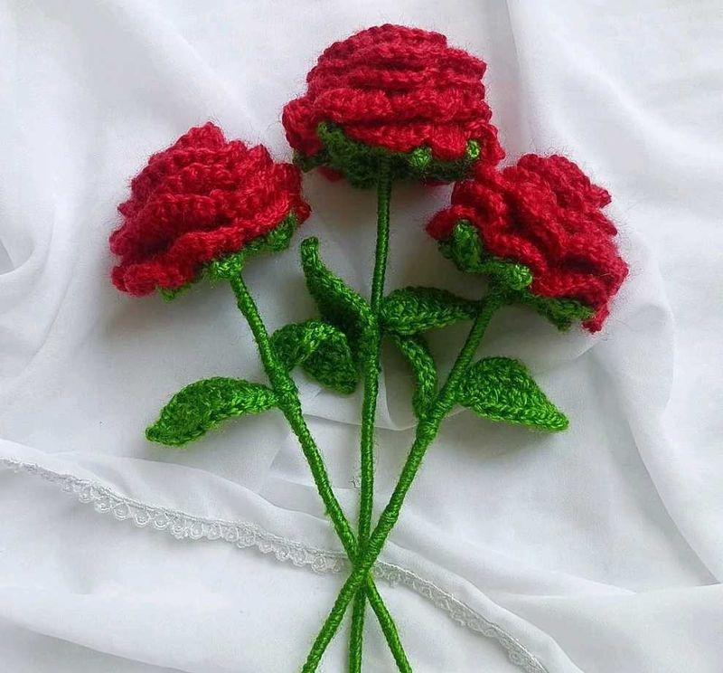 Crochet Red Roses Bouquet