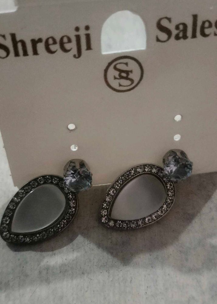 Elegant Drop Earrings