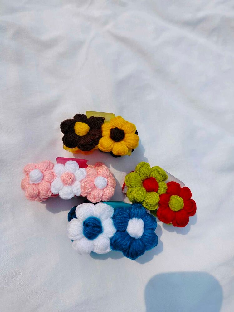 Crochet Flower Cluther