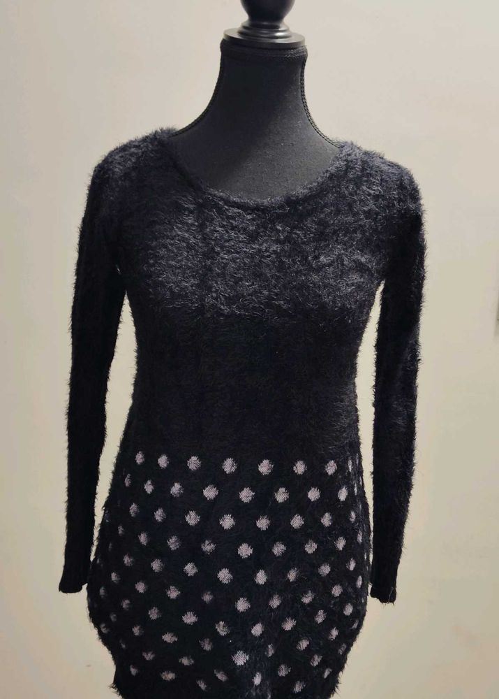 Cozy Black Knit long sleeves