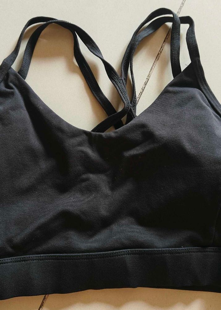 Black Sports Bra