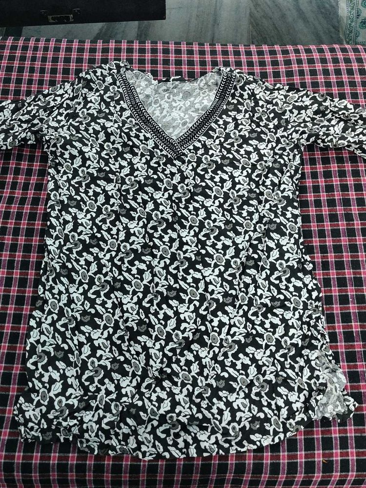 Floral Print Tunic Top