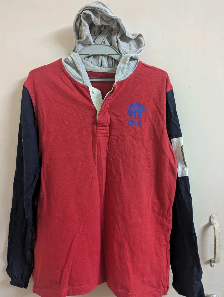 Gap Hooded Tshirt