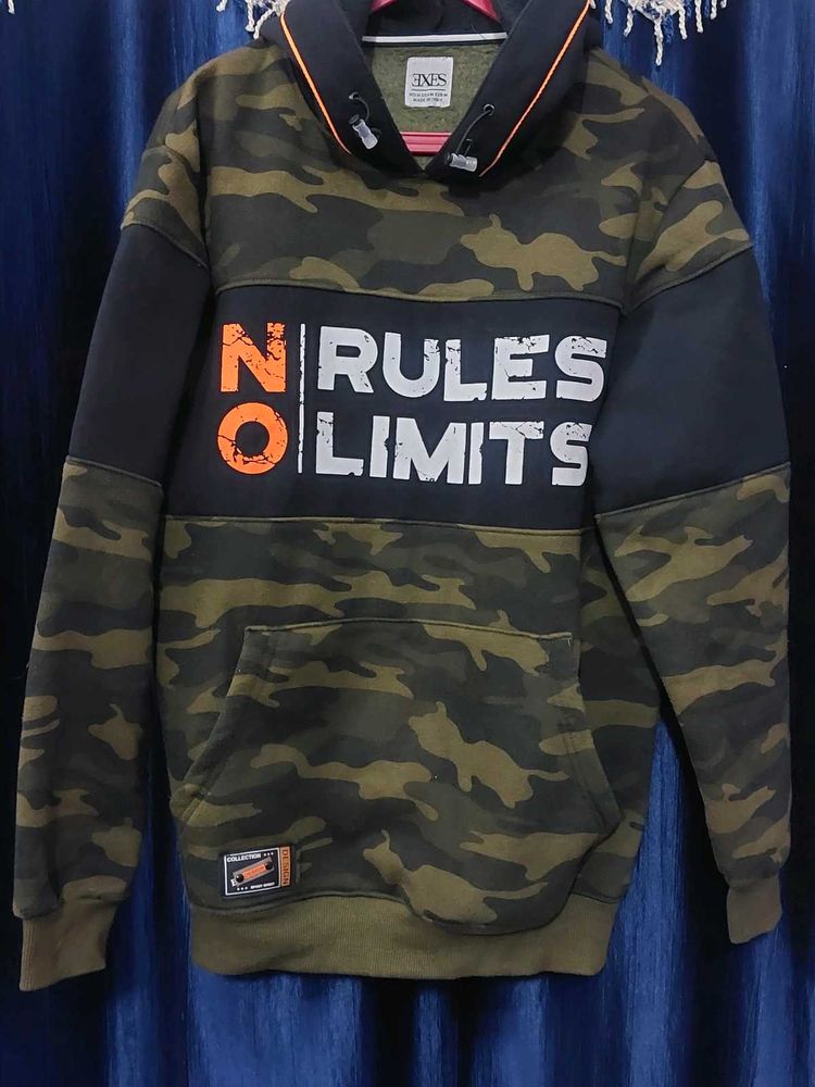 Camouflage Print Hoodie