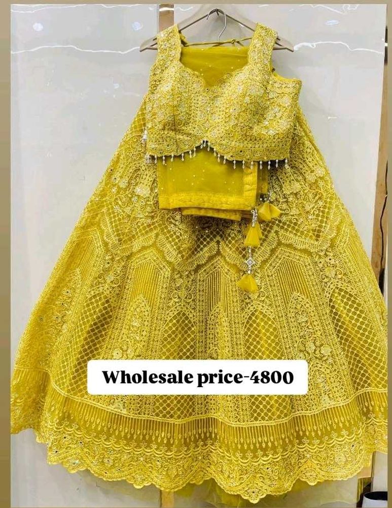💛FIXED PRICE LEHGA FOR HALDI FUNCTION💛
