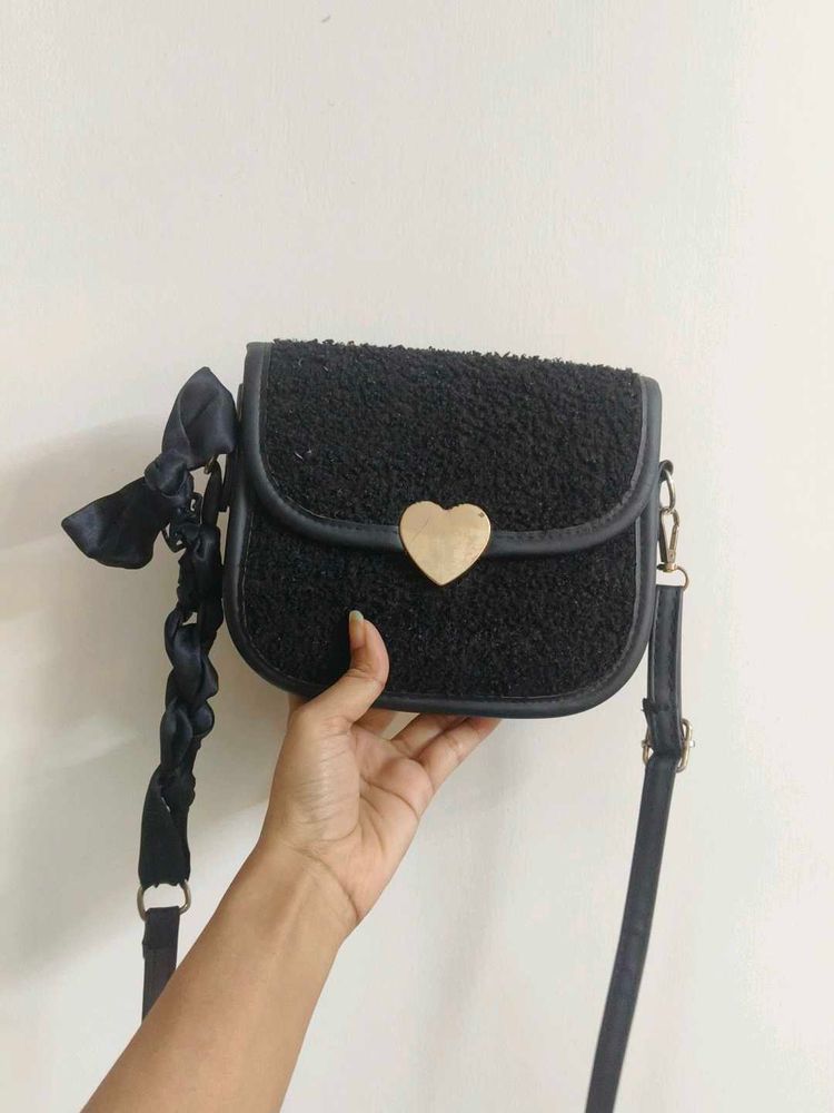 Black Heart Crossbody Bag