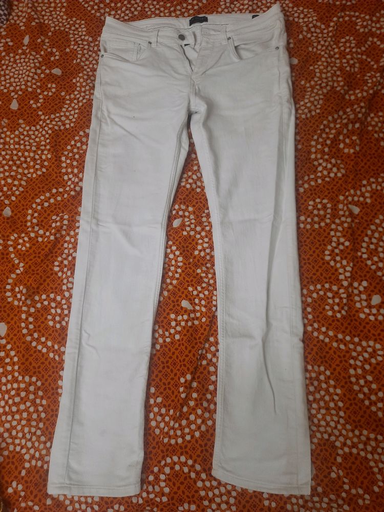 White Jeans
