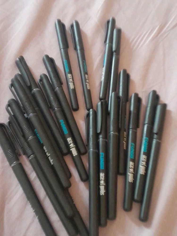 Funbo Pens - Lot of 20