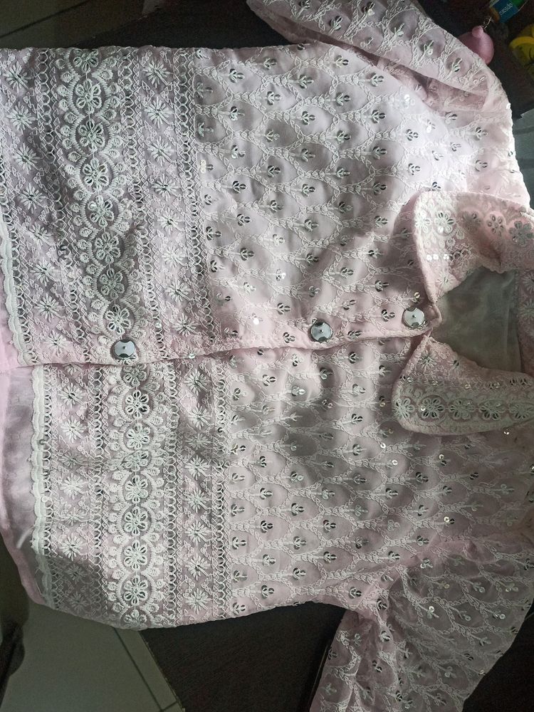 Pink Top With Chikan Kadhai