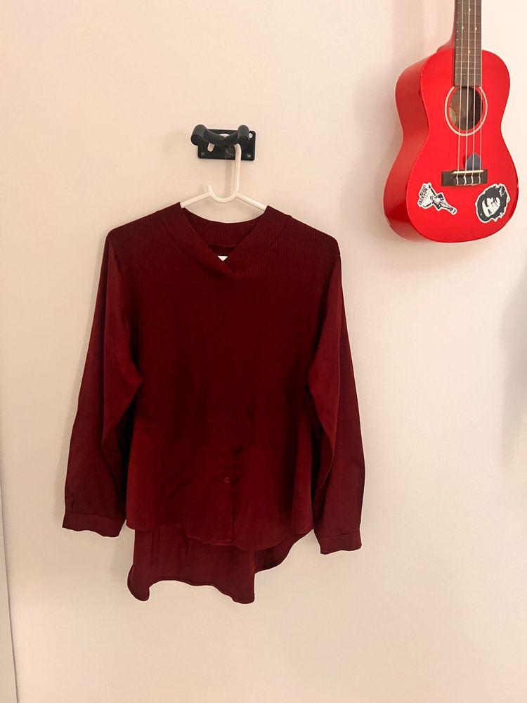korean aesthetic maroon shirt w/ sweater details