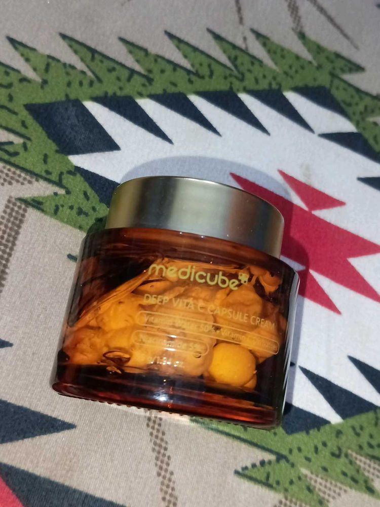 Medicube Deep Vit C Capsule Cream