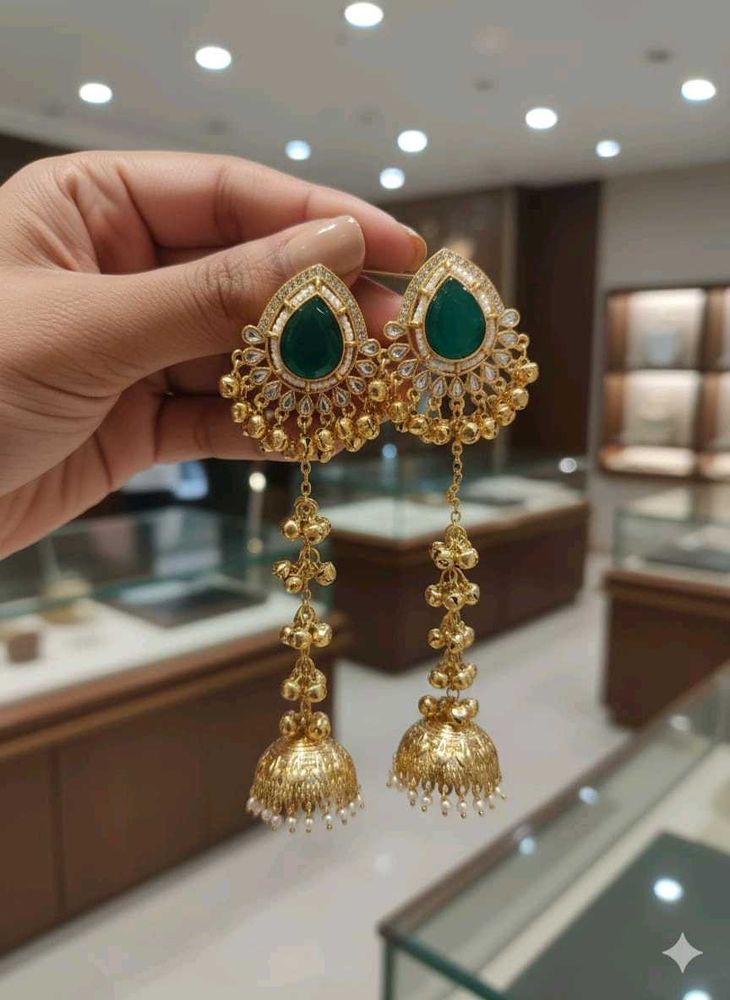 Emerald &amp; Gold Jhumka Earrings