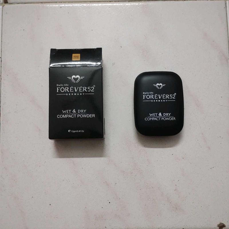 Forever 52 Compact Powder