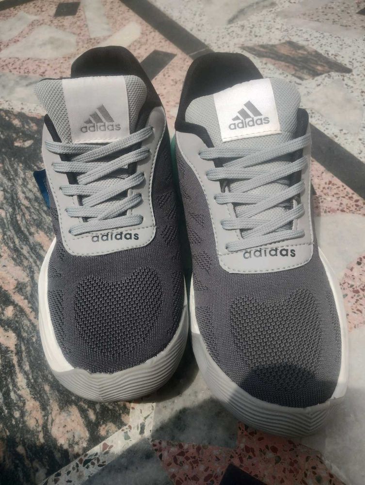 New Adidas Shoes 👟 Size 6 UK