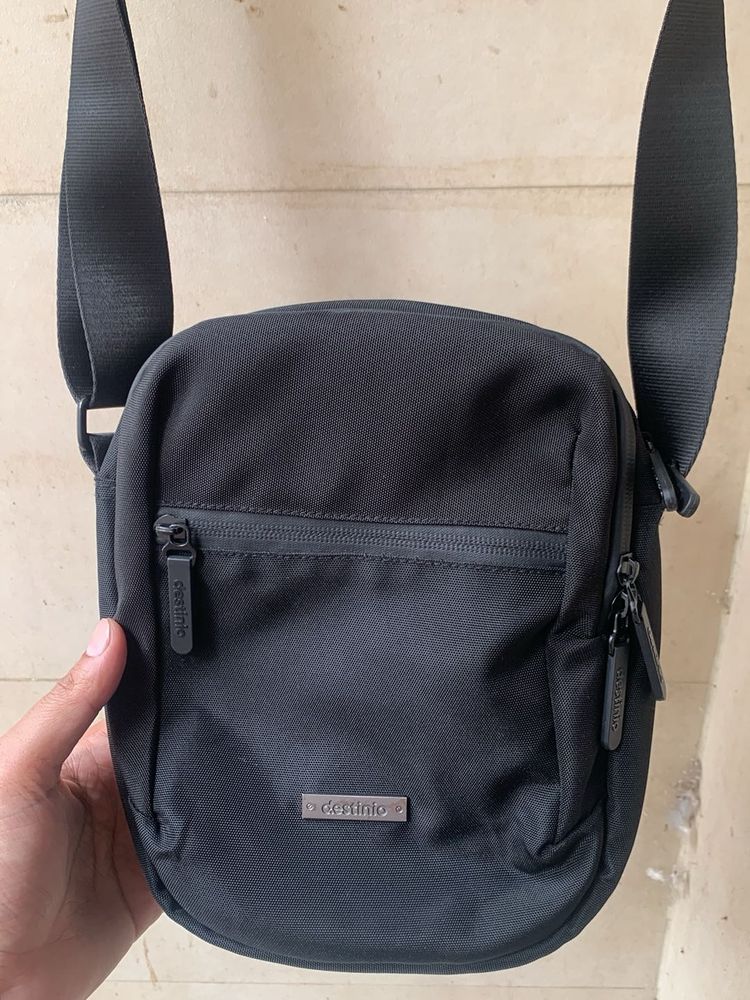 Destinio Sling Bag