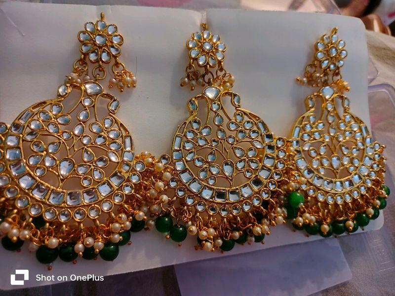 Kundan Tikka Earrings Set