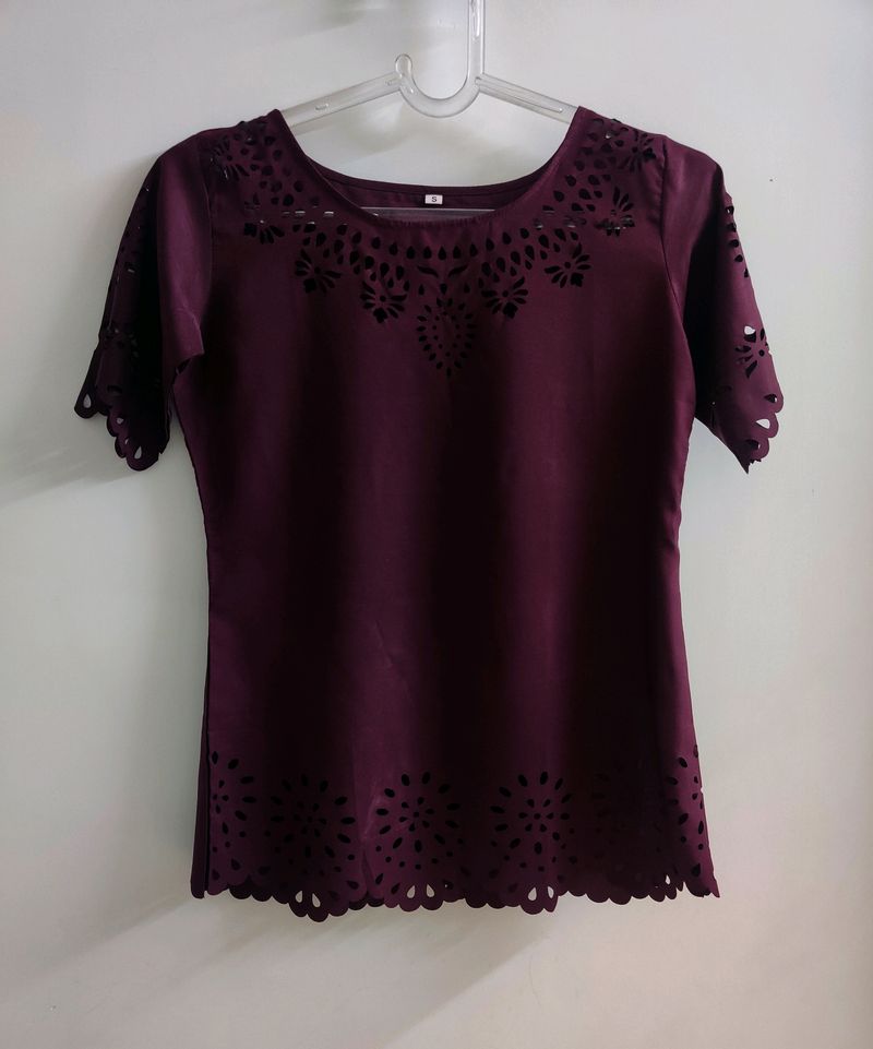 Wine/Burgundy colour Top