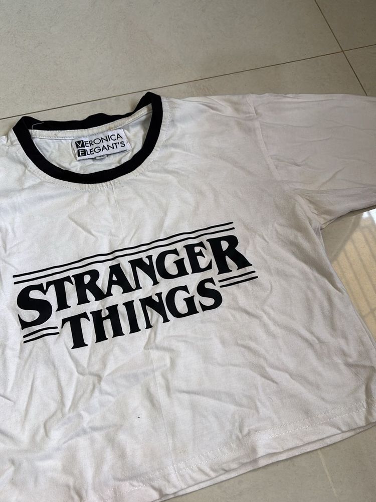 Stranger Things Tee ✨🎀